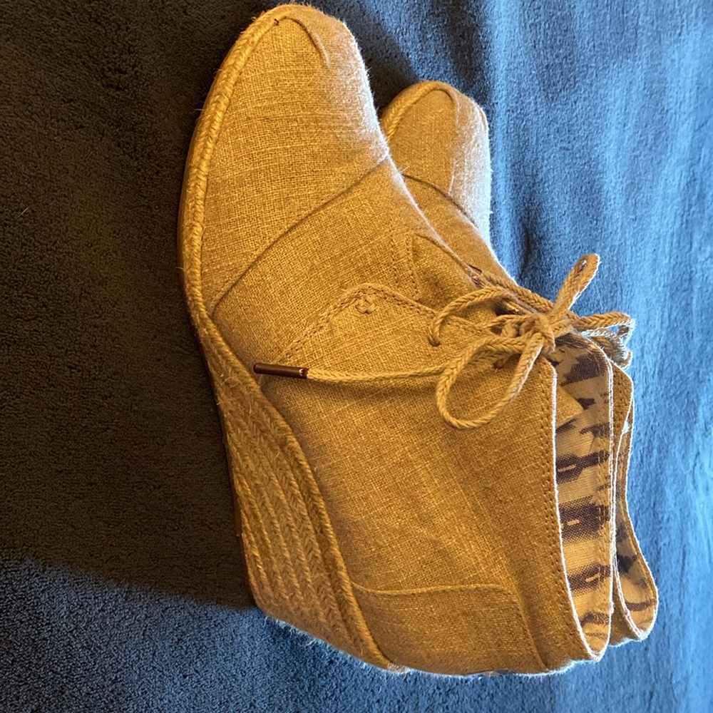TOMS Wedge - Picture 4 of 6